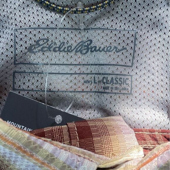 NWT Eddie Bauer Mountain Short-Sleeve Button Up | Large | Hiking Outdoors - Picture 4 of 6